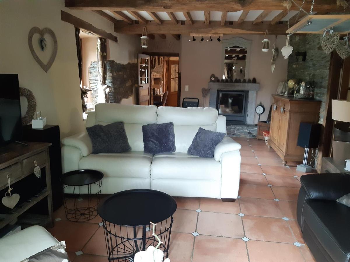 Gite Au Coeur De Champlon Luaran gambar