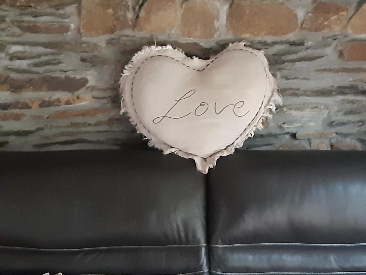Gite Au Coeur De Champlon Luaran gambar